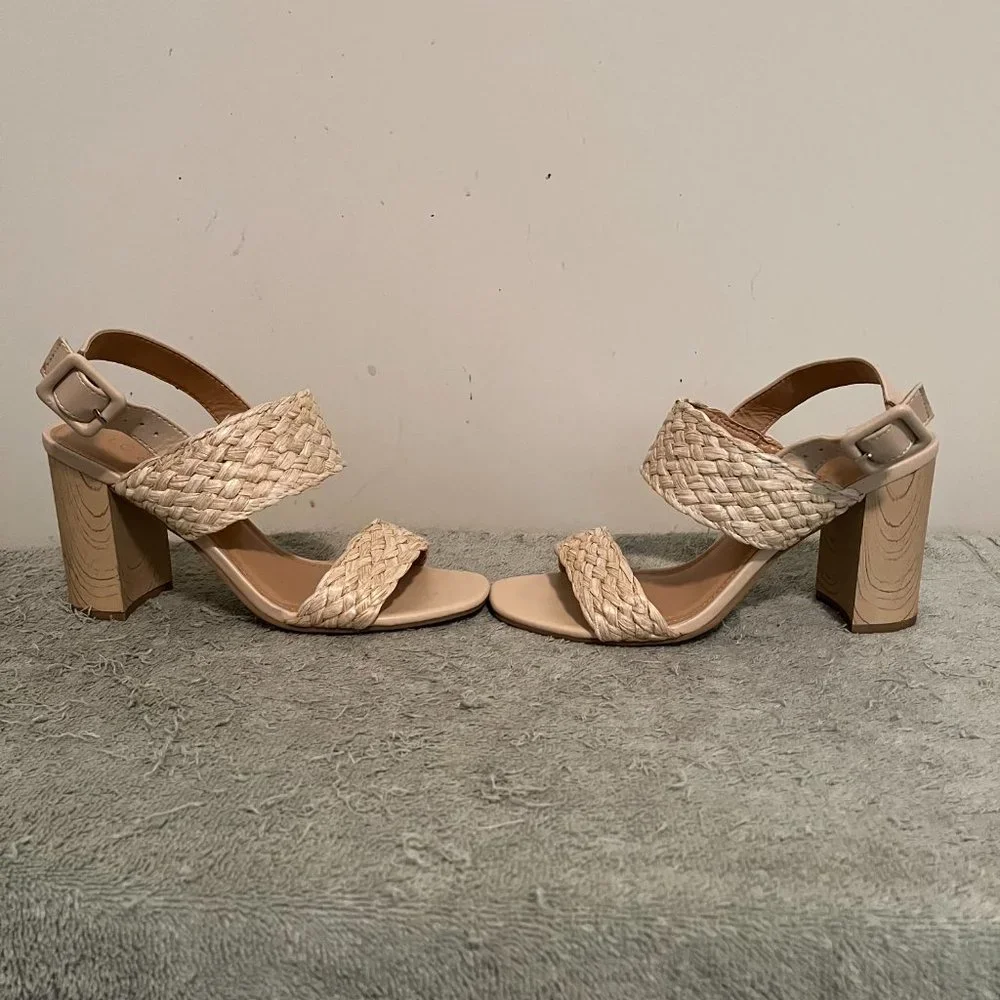 Sandals - Picture 2 of 5